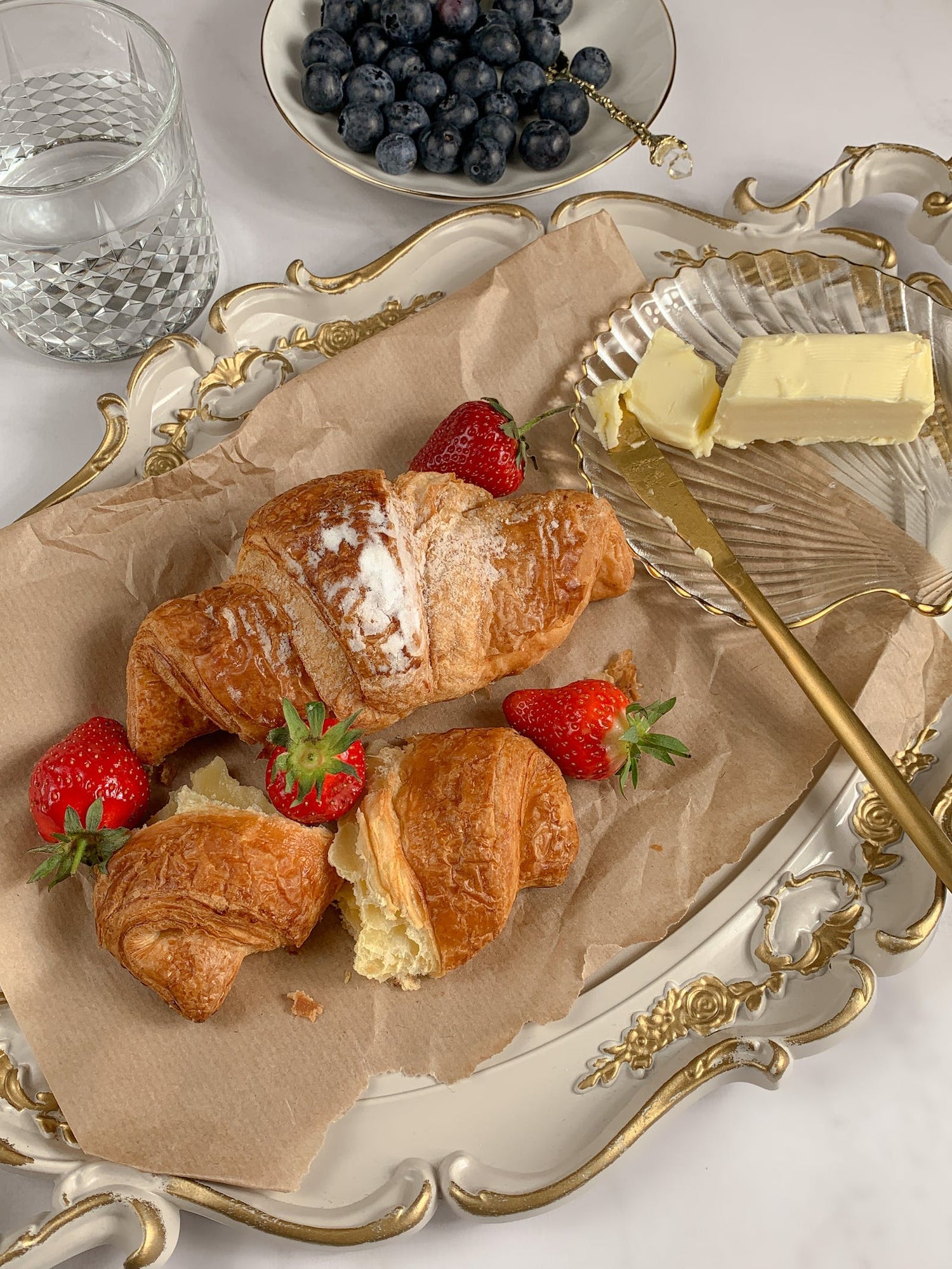 gold placemats