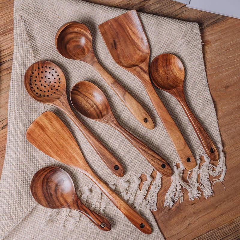 Utensilienset Aus Teakholz